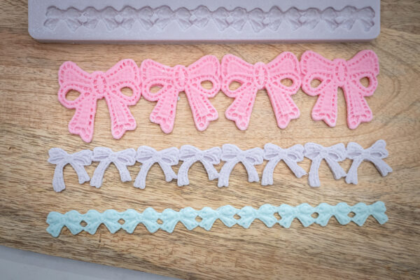 Lace Bow Borders Silicone Mould