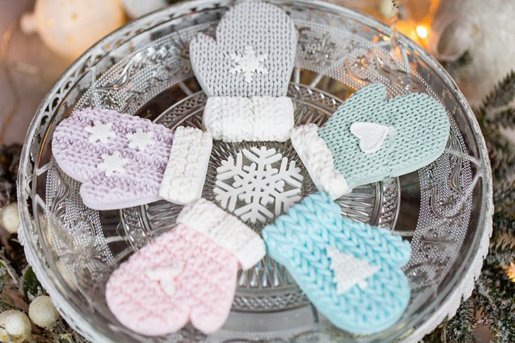 Winter Mittens Cookie Tutorial