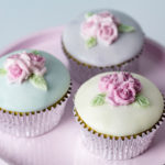 Cupcake Top - Triple Rose